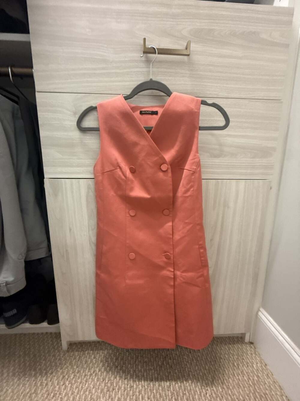 SaturdayClub Sleeveless Double-Breasted Mini Dress